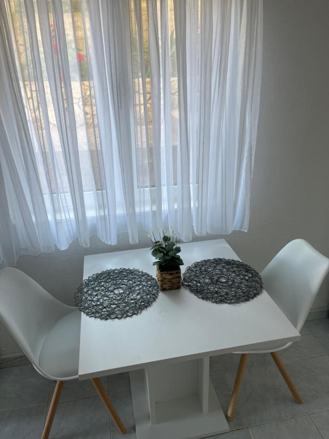Apartments Despotovic ヴィス エクステリア 写真