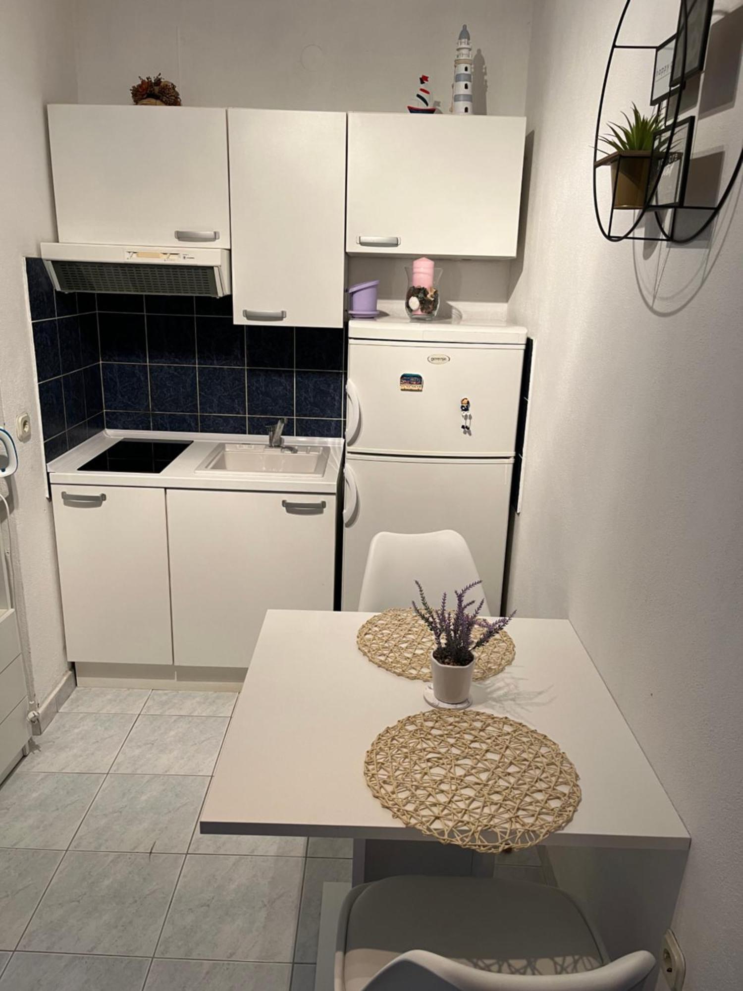 Apartments Despotovic ヴィス エクステリア 写真